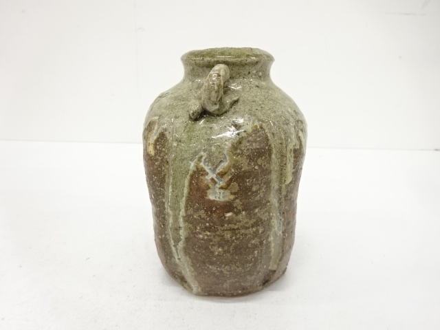  米山章臣造　瀬戸伊賀手　耳付花入